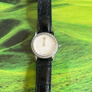 Ladies Movado Wristwatch.